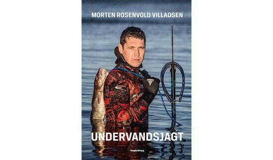 Undervandsjagt - en bog af Morten Rosenvold Villadsen