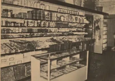 Gammel butik ved disken Forst & Jagthuset Gammel Kongevej 119