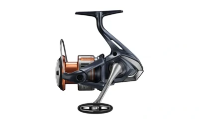 Shimano Nasci FD spinnehjul monteret på fiskestang klar til kast
